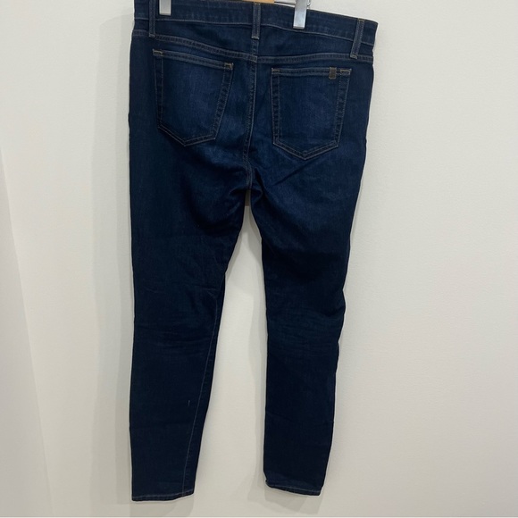 JOE’S Skinny Jeans - Picture 3 of 5
